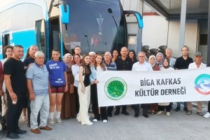 Biga Kafkas Kültür Derneği olarak Balıkesir Orhanlı köyüne çerkes şölenine katılım sağlamak amacıyla yoldayız. Davetleri için Orhanlı Çerkes Kültür Derneği'ne teşekkürlerimizi sunuyoruz.