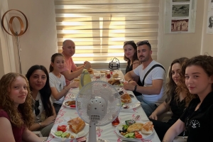 20 Temmuz 2025 Pazar sabahı düzenlemiş olduğumuz sabah kahvaltısından kareler.