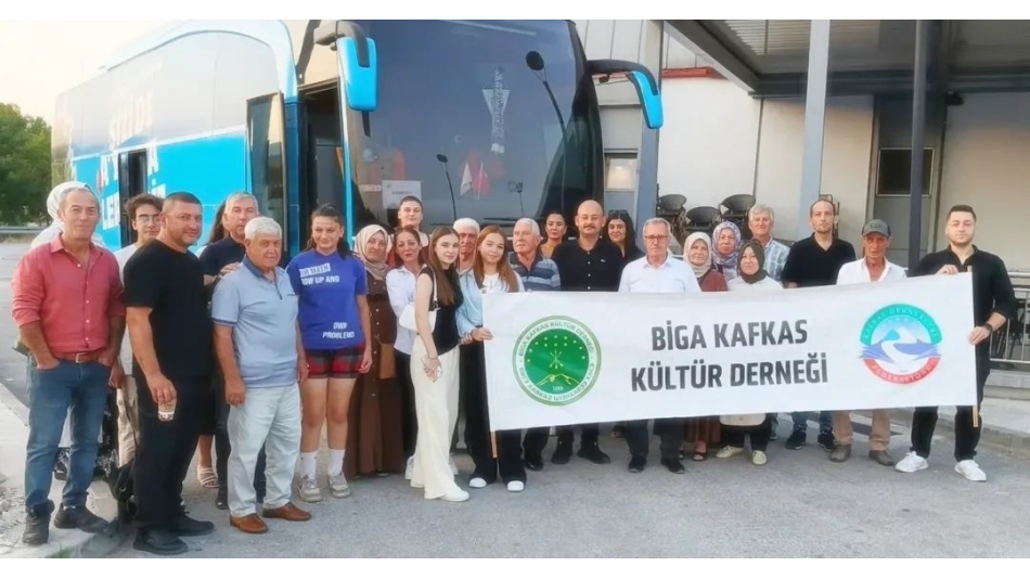Biga Kafkas Kültür Derneği olarak Balıkesir Orhanlı köyüne çerkes şölenine katılım sağlamak amacıyla yoldayız. Davetleri için Orhanlı Çerkes Kültür Derneği'ne teşekkürlerimizi sunuyoruz.